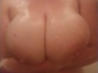 Daddy's Darlin' DaniHaze- Big, natural, wet, & soapy MILF tits & orgasm