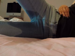 Jeans Wetting in Bed and Pee Play
