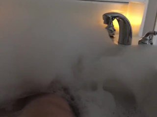 Chubby girl in bubble bath )