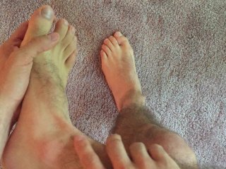 Showing my feet and legs (MALE ASMR)