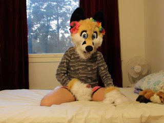 Oliver Pawing. First murrsuit video I have ever made.
