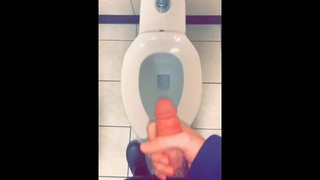 Cumming On The Clock Pornhub Gay
