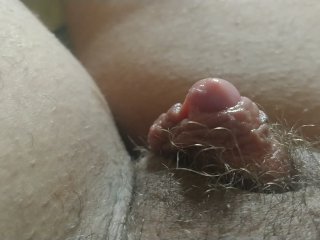 Huge Clit playing WET!