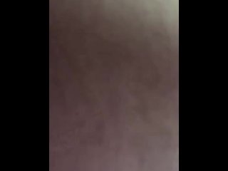 Creamy backseat car sex 
