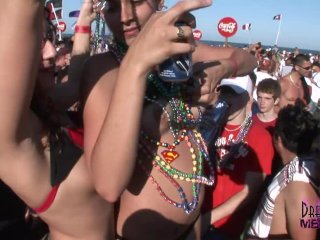 Girls Going Wild At Huge Texas Beach Party