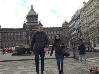 HUNT4K. Recogida en Praga y sexo apasionado por dinero en efectivo