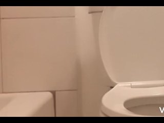 Hidden bathroom cam catches stepsister pee