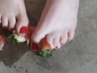 Slutty Smash Me Strawberry Toes