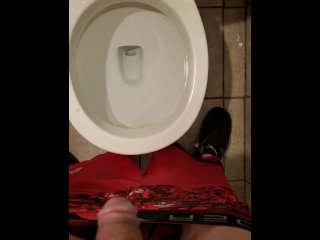  peeing