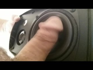 Subwoofer speaker fuck vibration cumshot low frequency 