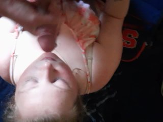 Deepthroating my cock and enjoys swallowing cum