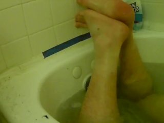 Guy Takes Hot Bath and Shows Off Feet