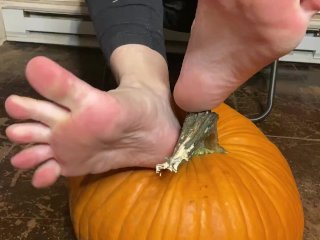 Allie Halloween Foot Fetish