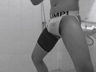 JERK OFF IN SCHOOL TOILET.