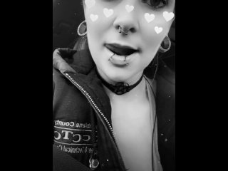 Lip lick 