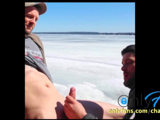 PUBLIC BLOWJOB AND CUM SHOT ON THE LAKE