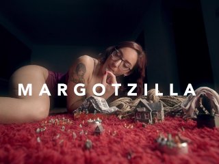Margotzilla: Giantess crushes the full tiny town