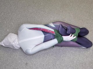 Spider Gwen's Bondage Escape Practice #1 - first try at a bondage escape cosplay