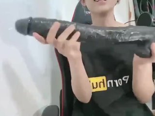 【まるでヘビ！？ロングペニス】長すぎてビックリこんなチンコで突かれたら内臓まで届きそうｗ