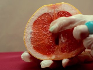 A sexy fruit that will help you relax