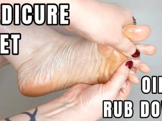 Pedicure Feet Oiled Rub Down
