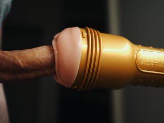 Fucking my fleshlight