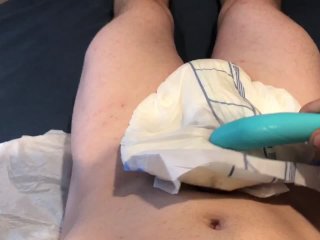Very desperate pee after naptime in bed and cum 
