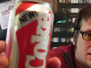 Joey Hollywood Tries "New Coke!"