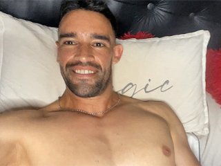 Hot beard guy does some late night masturbation.