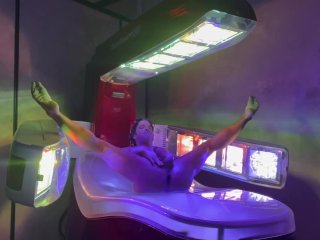 Spreading Legs and Edging in the Tanning Bed