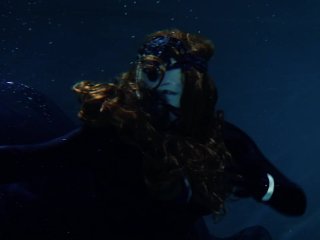 underwater moments: gothic mood mermaid... strange beauty...