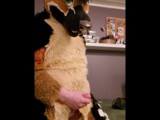 Fursuit watersports and cum!