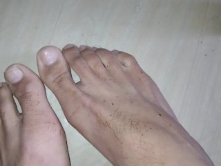Dirty piggy feet / long nails ( rainy day 