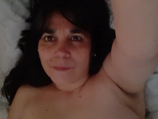 mommy showtime hairy pussy for you love