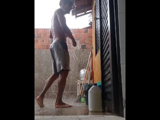 Banho gostoso na chuva OF:@the_son_of_brazil
