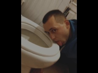 toilet slave licked the toilet