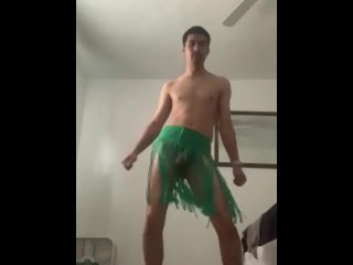 hula skirt