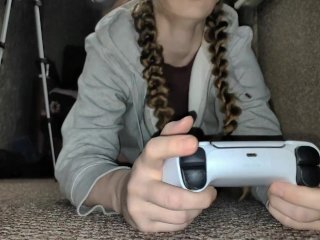 Fucked her while she plays playstation 5