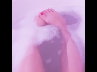 Kiss my feet ♥️