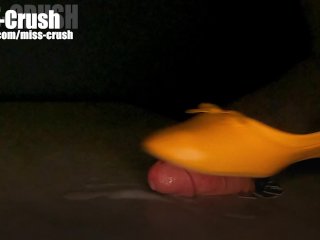 Cock crush under yellow flat shoes with cumshot