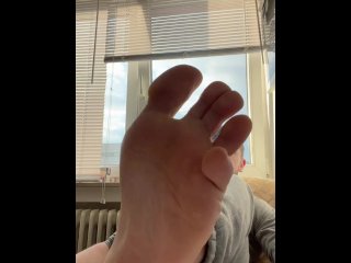CashMaster / Findom / Feet / Cigarettes