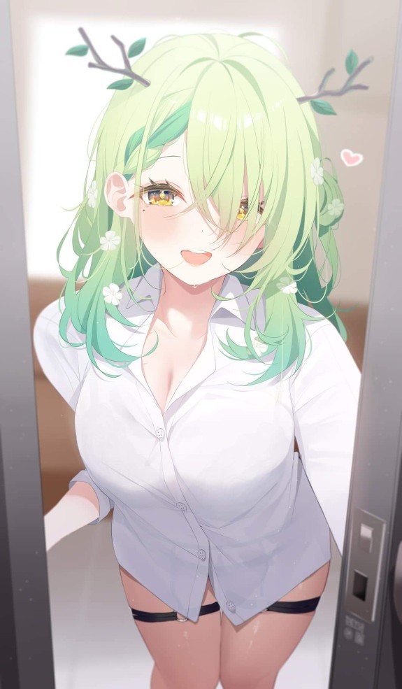 Green hair sweethearts