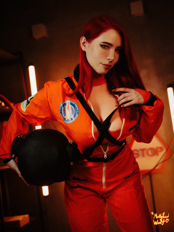 MollyRedWolf Cosplay