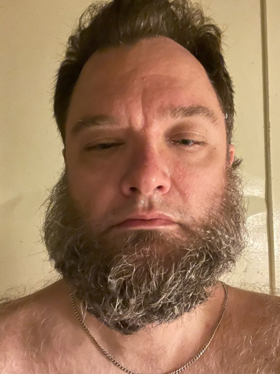 I enjoy it when strangers shoot a load in my face