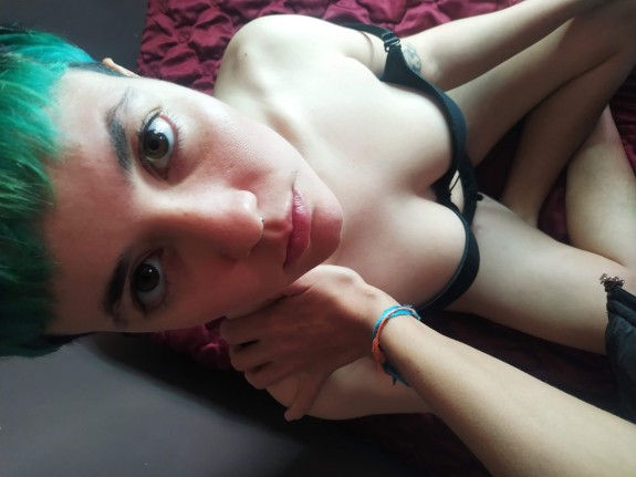 Ella hace que me moje ...