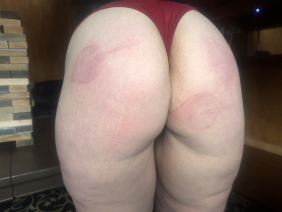 I got a spanking. Look at the spayed marks they felt so good