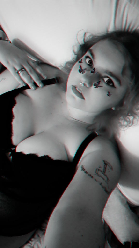 Serving..Cunt