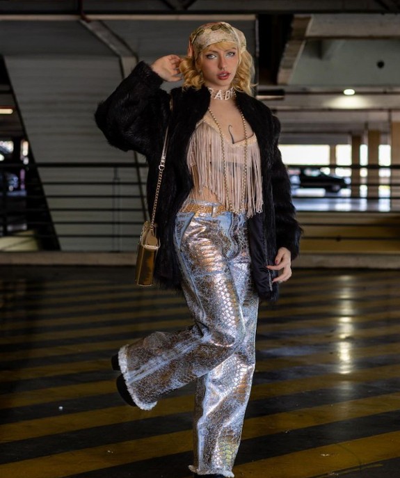 Are you looking for a girlfriend?