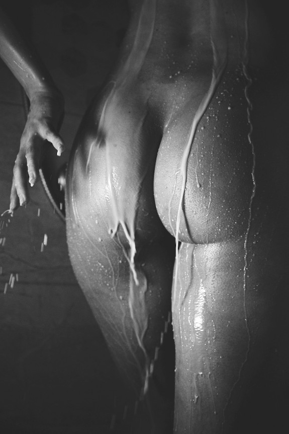 My sexy black and white bathroom shoot.