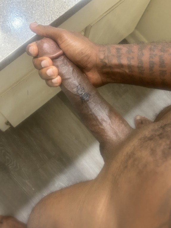 BIG FOOT just hanging out